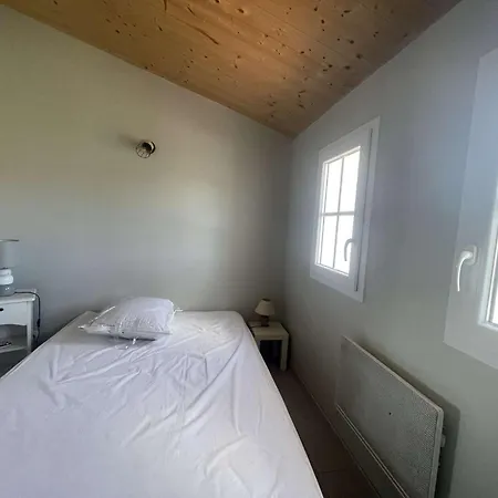 Casa de Férias Ep000-15v Maison De Charme Avec Jardin à Proximité De La